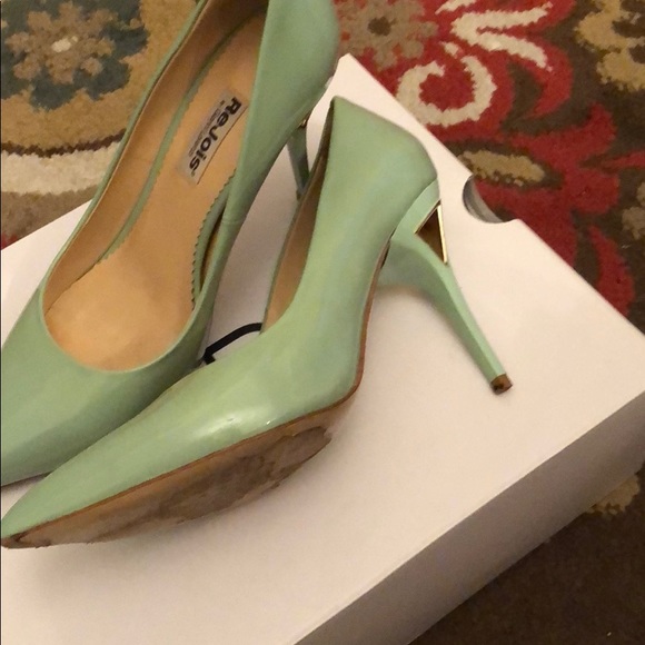 Patent leather heels - Picture 2 of 5